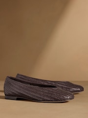 Braun - Russell & Bromley Porton gewebte Ballerinas - Bild 1 von 7