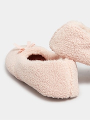 Yours Curve Pink Wide Fit Borg Ballet Slippers - Image 4 of 5