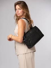 Pure Luxuries London Black 'Manon' Leather Handbag - Image 1 of 7