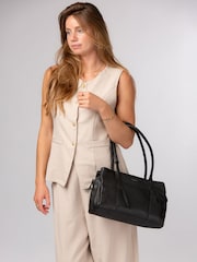 Pure Luxuries London Black 'Manon' Leather Handbag - Image 3 of 7