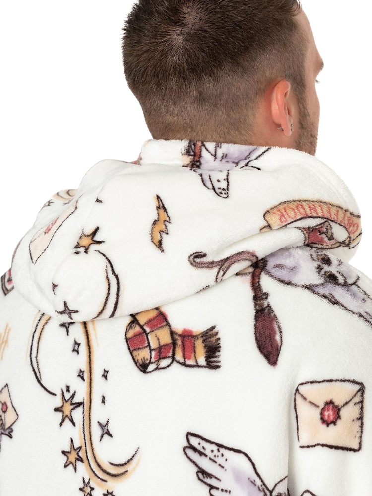 Vanilla Underground White Harry Potter Adult Blanket Hoodie - Image 7 of 7