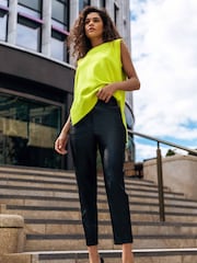 Roman Green Plain Crew Neck Knitted Vest - Image 2 of 5