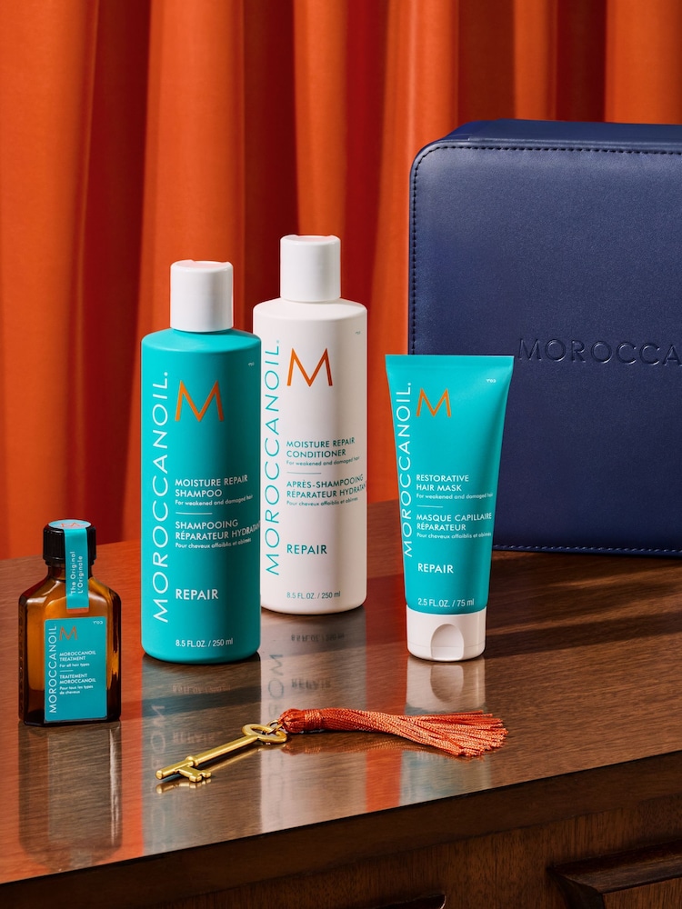 Moroccanoil Repair Christmas Gift Set (Worth £68.50) - Image 2 of 6 Moroccanoil Repair Christmas Gift Set (Worth £68.50) - Image 2 of 6