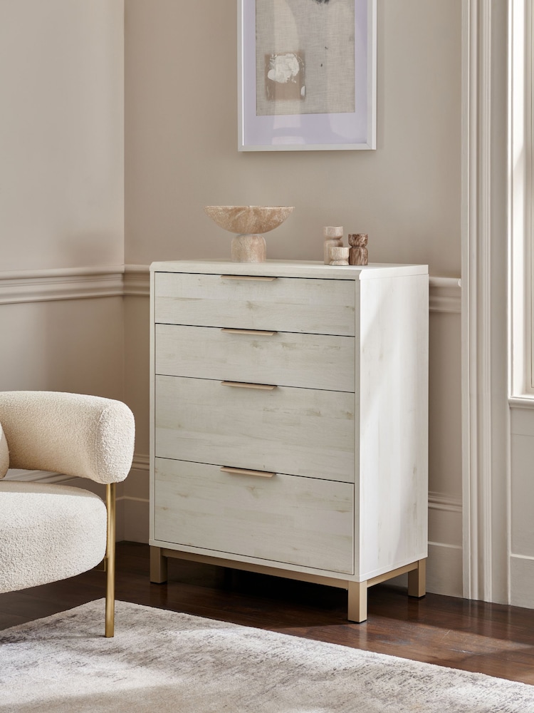 White Bronx Oak Effect 4 Drawer Chest of Drawers - Image 1 of 9