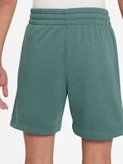 Зеленый - Шорты с флисовой изнанкой Nike Club - Image 2 of 4