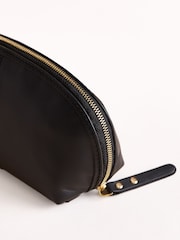 أسود - حقيبة سفر Grasmere من Lakeland Leather - صورة 3 من 5