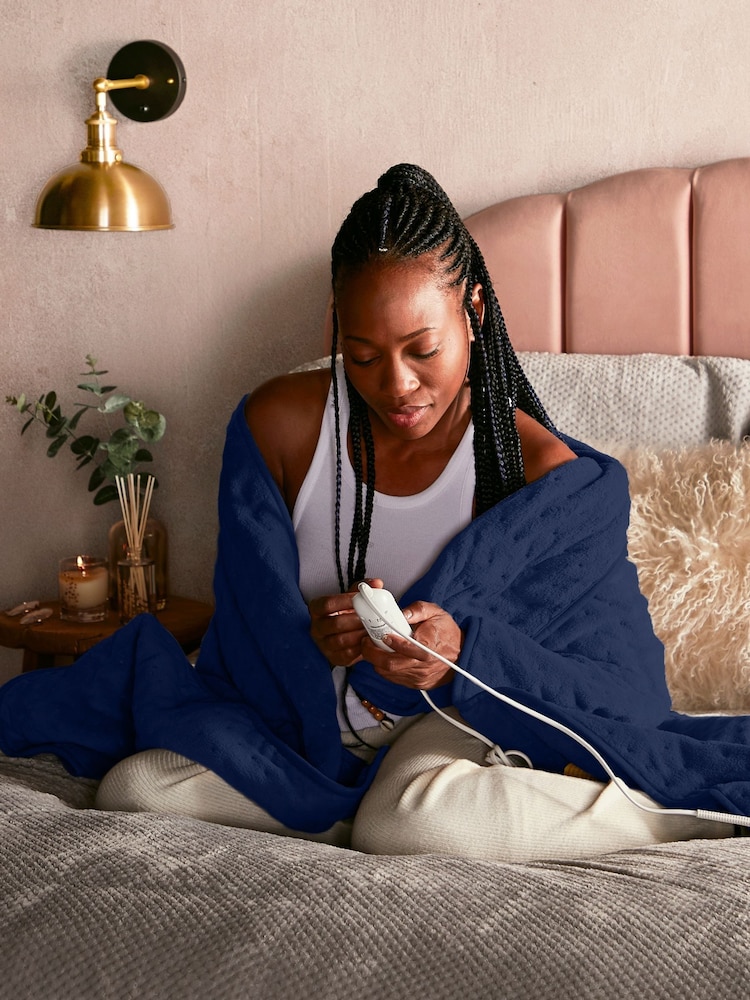 Silentnight Blue Luxury 9 Heat Setting Heated Throw - Image 1 of 8