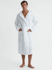 Reiss White Coastal Textured Cotton Hooded Dressing Gown - Image 3 of 4