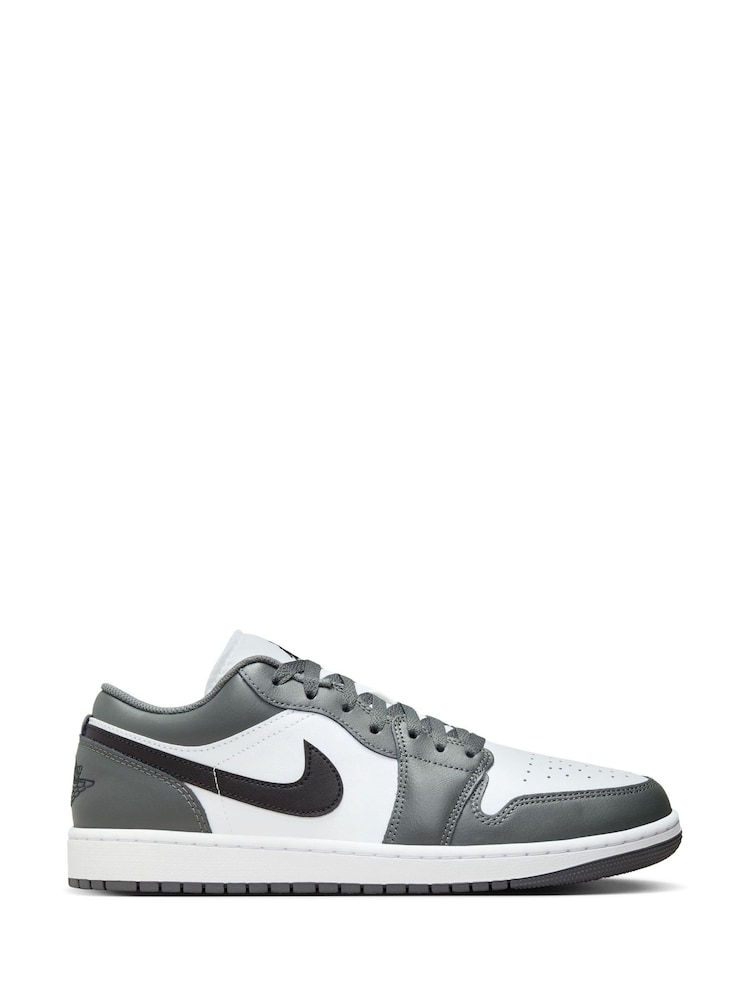 Nike White Air Jordan 1 Low Trainers - Image 1 of 7