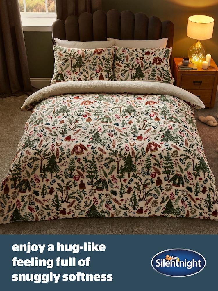 Silentnight Green Winter Wonderland Fleece Duvet Cover Set - Image 2 of 7