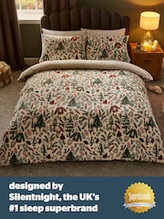 Silentnight Green Winter Wonderland Fleece Duvet Cover Set - Image 7 of 7