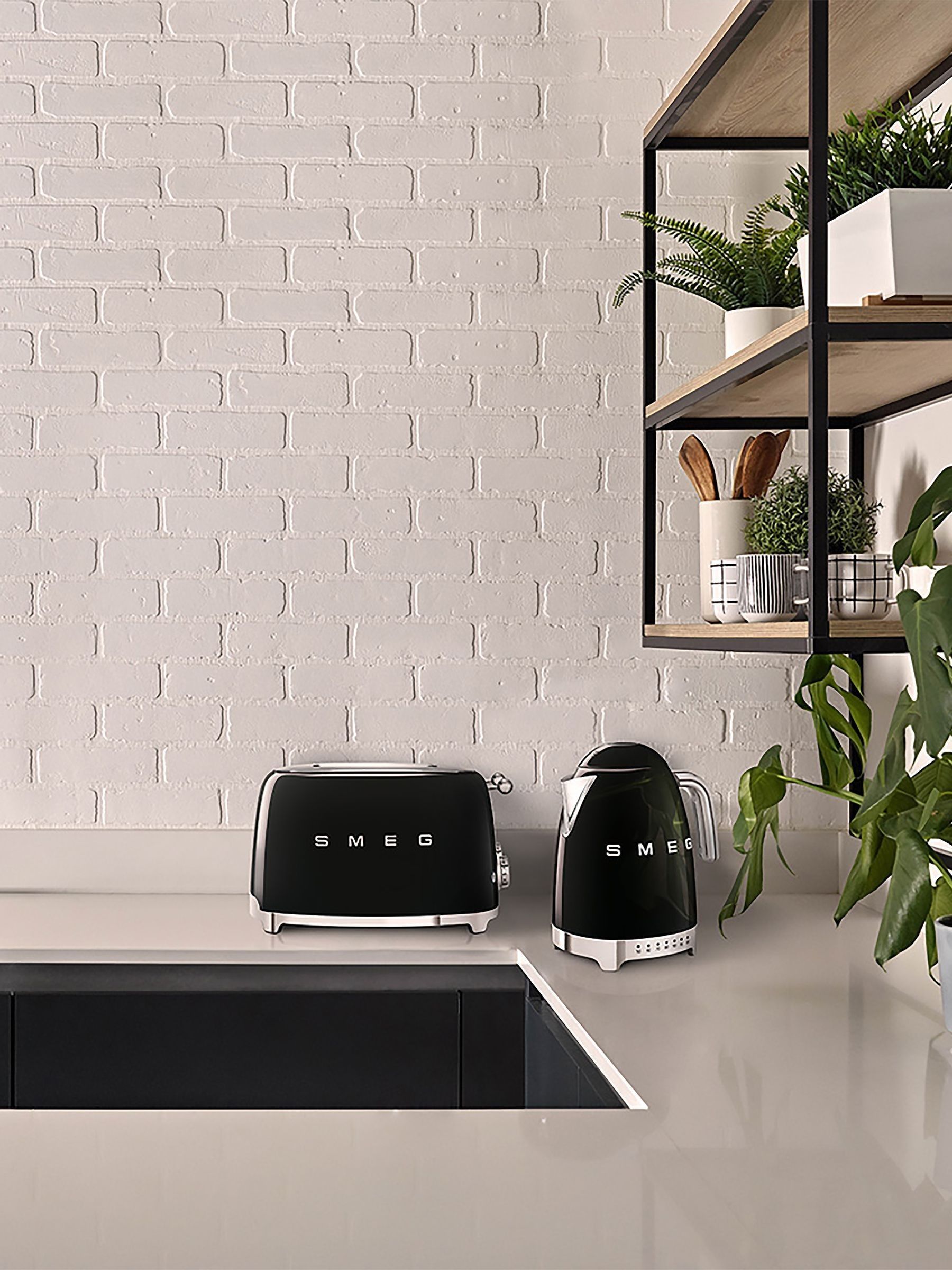 Smeg black 4 slice toaster and kettle hotsell