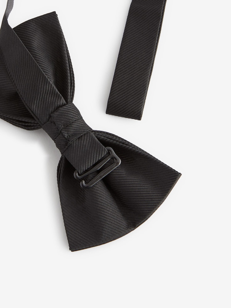 Black Twill Silk Bow Tie - Image 3 of 3 Black Twill Silk Bow Tie - Image 3 of 3