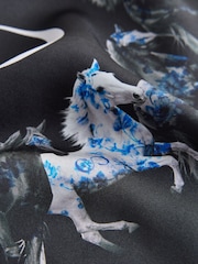 Black Elegance Horse Print - CERENE Square Scarf - Պատկեր 4 5-ից