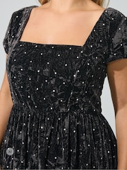Yours Curve Black London Crushed Velvet Glitter Skater Dress - Image 4 of 6