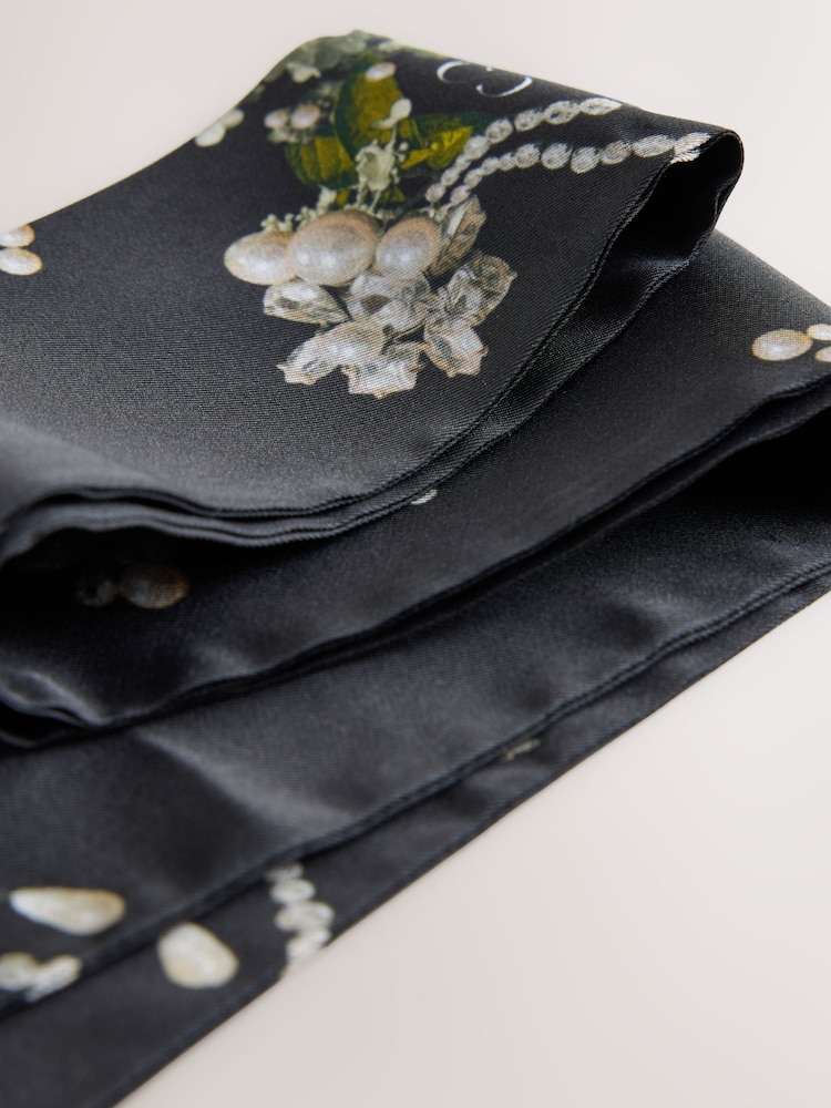Black Precious Floral Print - CERENE Skinny Scarf - Image 5 de 5