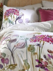 Voyage Set of 2 Cream Country Hedgerow Country Hedgerow 100% Cotton Pillowcases - Image 1 of 3