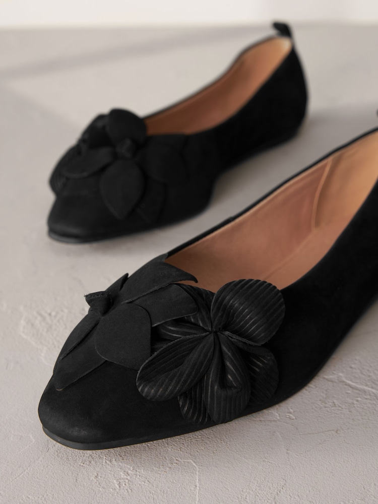 črna - Usnjene balerinke Signature Corsage - Slika 6 iz 6 črna - Usnjene balerinke Signature Corsage - Slika 6 iz 6