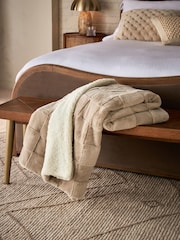 Jasper Checkerboard Cosy Fleece Reverse Throw - Imagem 3 de 5