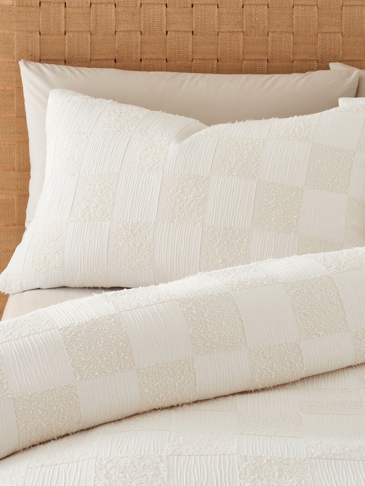 Catherine Lansfield Cream Checkerboard Textured Cosy and Warm Duvet Cover Set - Image 2 of 4 Catherine Lansfield Cream Checkerboard Textured Cosy and Warm Duvet Cover Set - Image 2 of 4