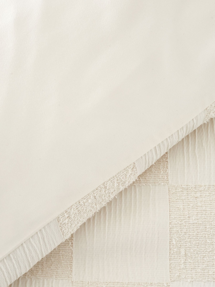 Catherine Lansfield Cream Checkerboard Textured Cosy and Warm Duvet Cover Set - Image 4 of 4 Catherine Lansfield Cream Checkerboard Textured Cosy and Warm Duvet Cover Set - Image 4 of 4