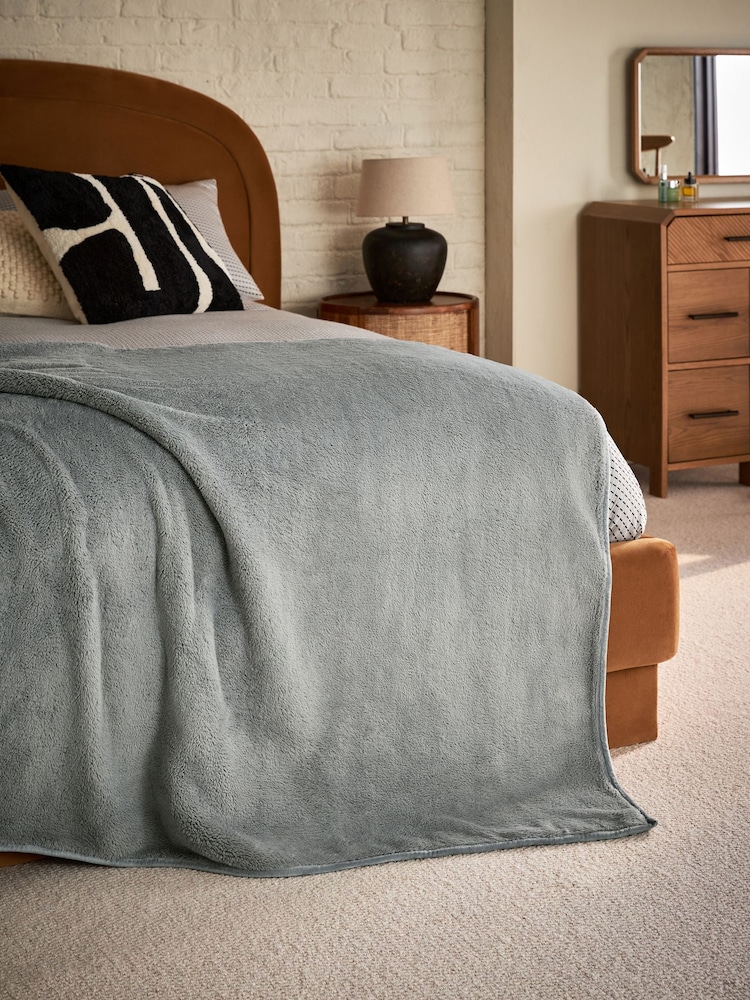 Grey Marshmallow Soft Fleece Throw - Image 1 of 4