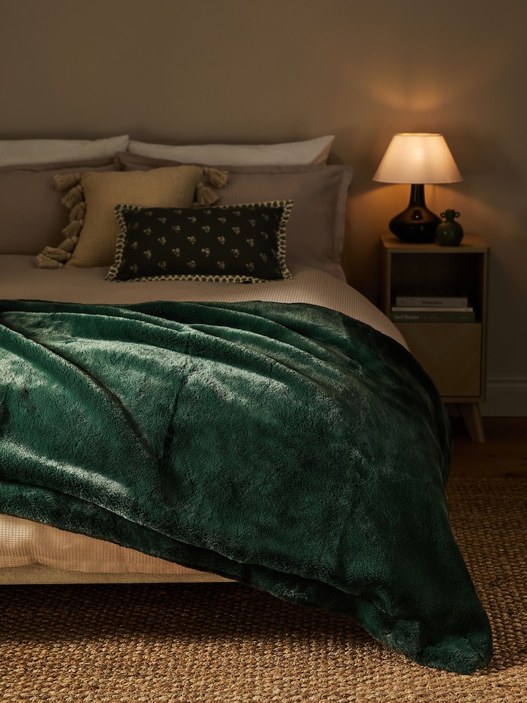 Soft To Touch Plush Faux Fur Throw - Image 1 of 5