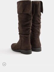 Botas fruncidas con vuelta de Yours Curve - Imagen 4 de 5