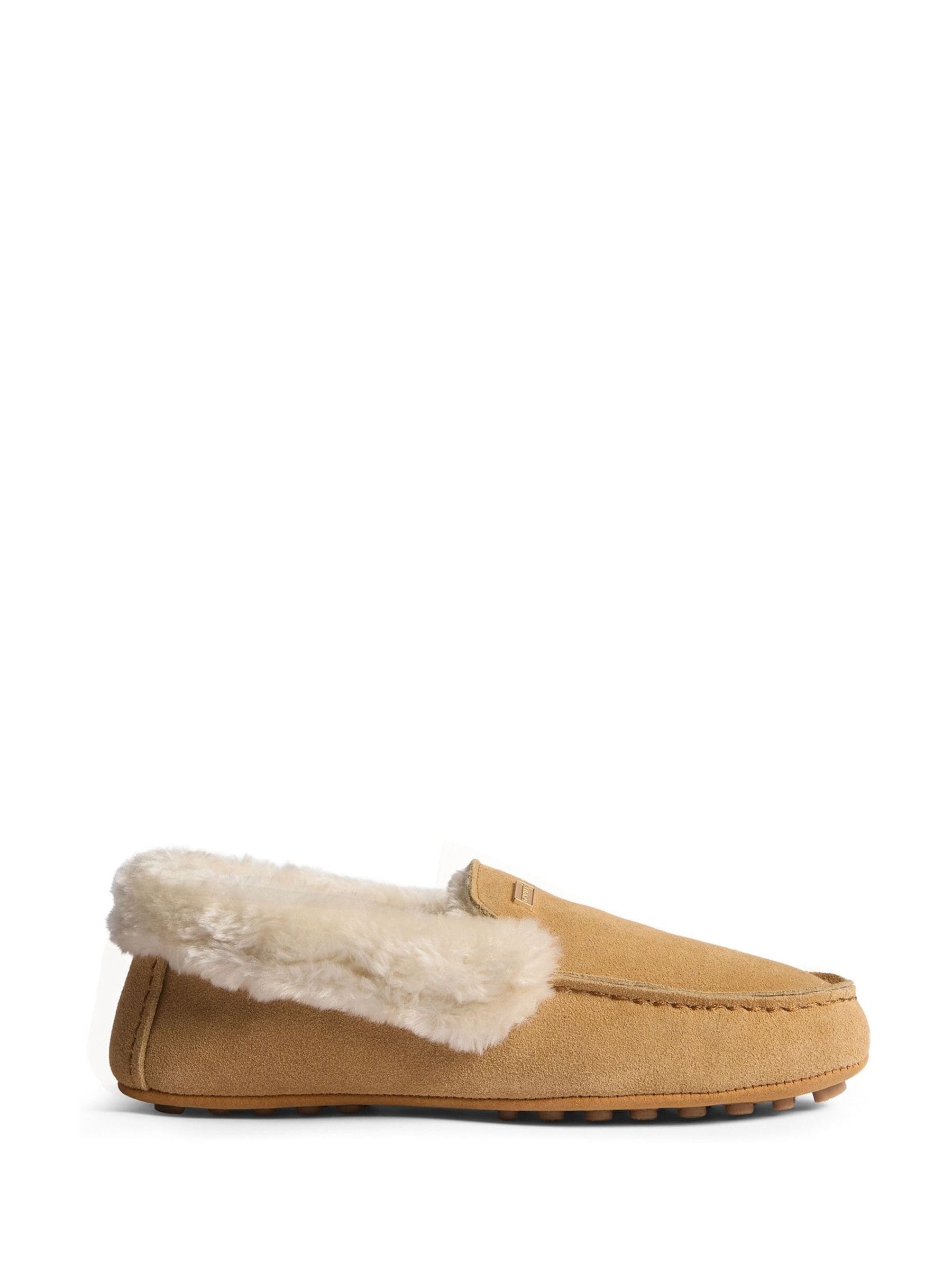 Hunter Women's Cream Moccasin Sherpa Slippers