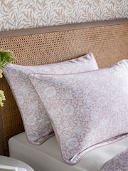Clarke & Clarke Multi William Morris Golden Lily 200 Thread Count Pillowcase Set of 2 - Image 3 of 3