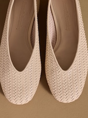 Knochen - Russell & Bromley Porton gewebte Ballerinas - Bild 7 von 7