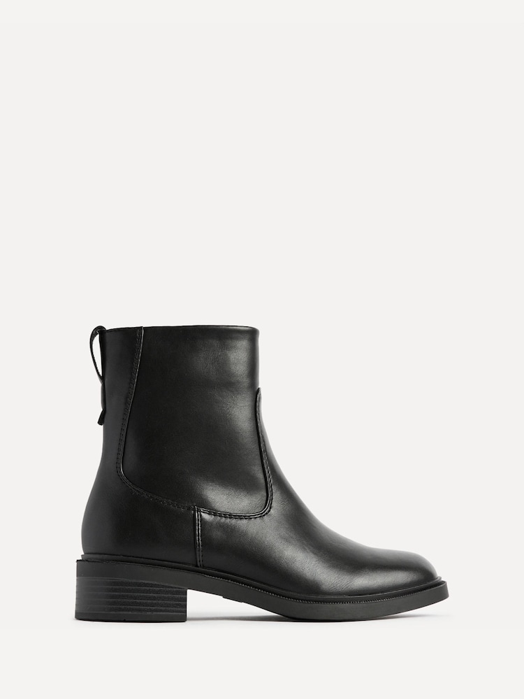 Linzi Black Discover Chelsea Boots - Image 2 of 6