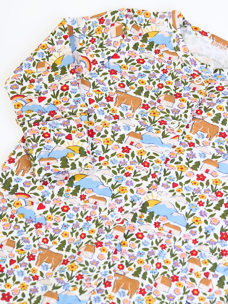 ملابس نوم Lovely لعيد الميلاد مناسبة لنمو الأطفال من Frugi - صورة 2 من 3 ملابس نوم Lovely لعيد الميلاد مناسبة لنمو الأطفال من Frugi - صورة 2 من 3