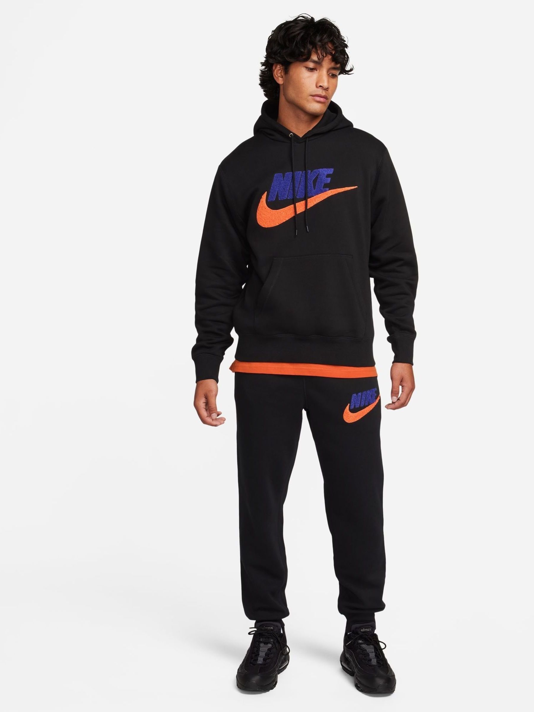 Kaufe Sie Nike Club Fleece Jogginghose bei Next Deutschland