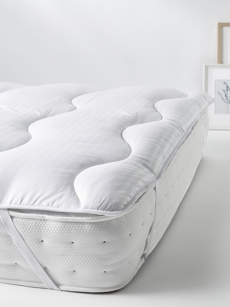 Snuggledown White Soft Touch 2cm Mattress Topper - Image 1 of 8