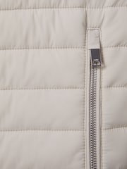 Reiss Stone Pluto Hybrid Quilt and Knit Zip-Through Gilet - Image 6 of 6
