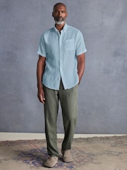 Light Blue Standard Collar Signature 100% Linen Short Sleeve Shirt - Image 2 of 7