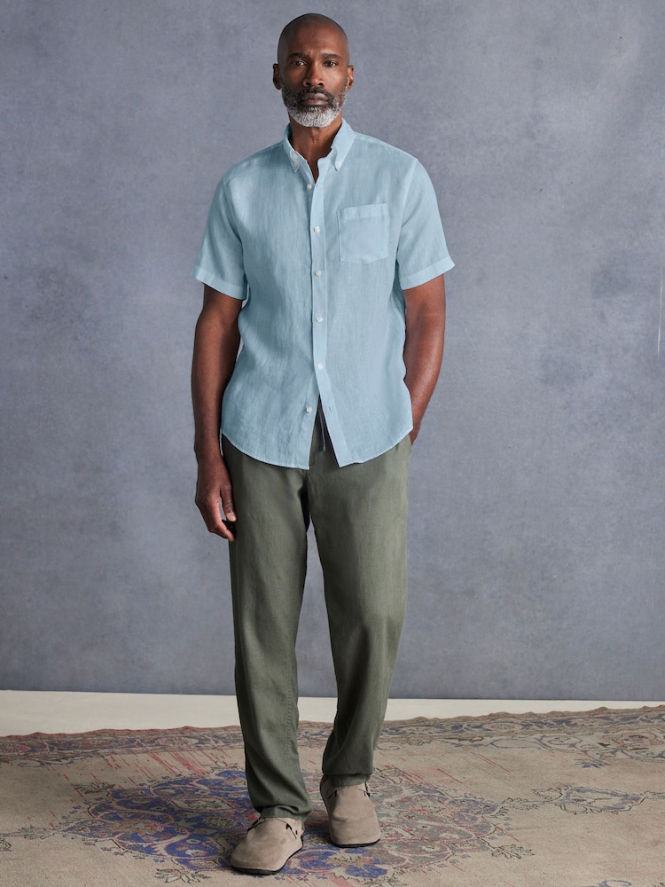 Light Blue Standard Collar Signature 100% Linen Short Sleeve Shirt - Image 2 of 7