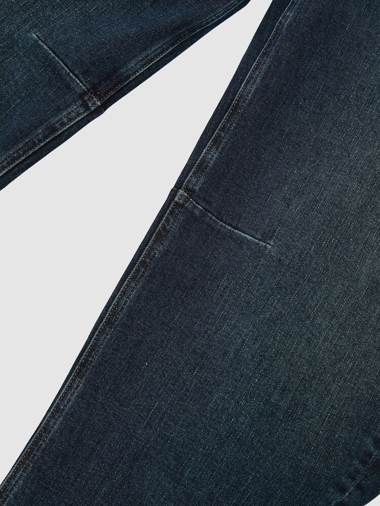 Reiss Antique Mid Blue Levitt Barrel-Leg Jeans - Image 8 of 8 Reiss Antique Mid Blue Levitt Barrel-Leg Jeans - Image 8 of 8