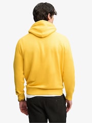 Դեղին - Superdry Essential Logo վերնաշապիկով - Պատկեր 2 7-ից
