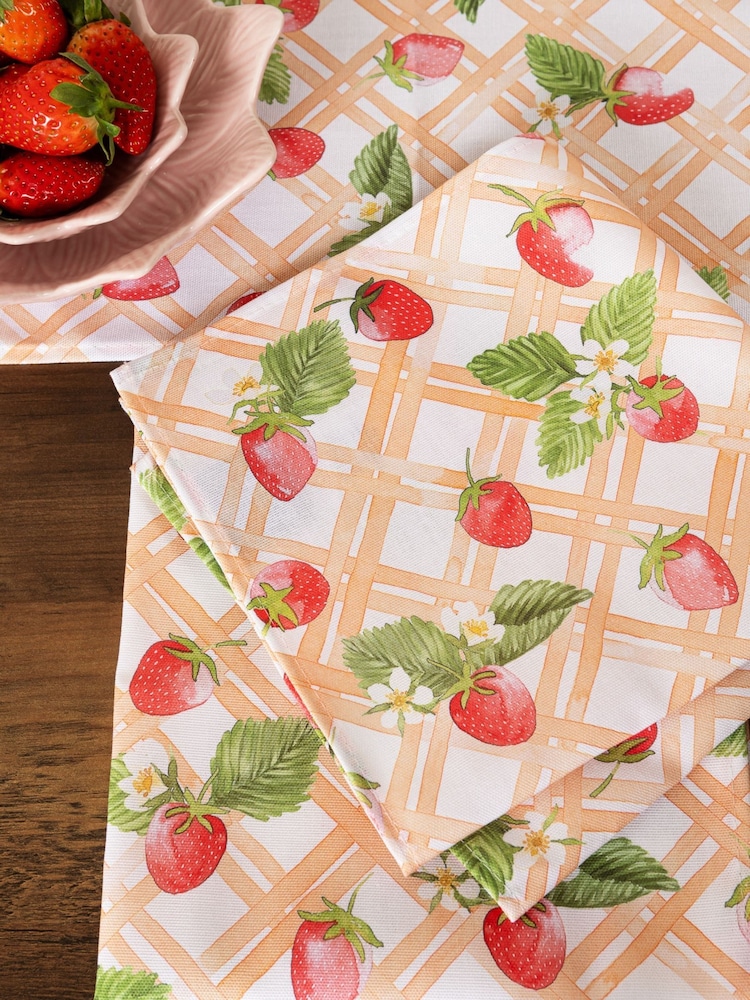Camino de mesa con diseño de pícnic con fresas de Avalon Home - Imagen 5 de 5