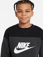 Nike Black/White Sweatshirt and Shorts Tracksuit - Image 4 of 7
