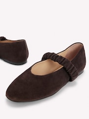 Boden Brown Camilla Ruched Ballet Flats - Image 5 of 5