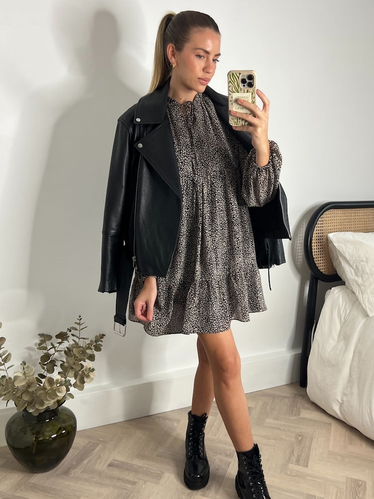 Style Cheat Black Nancy Blouson Mini Dress - Image 2 of 4