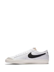 Nike White/Black Blazer Low 77 Vintage Trainers - Image 4 of 11