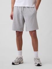 Grau - Gap Vintage Soft Terry Relaxed Logo Sweat Shorts - Bild 1 von 5
