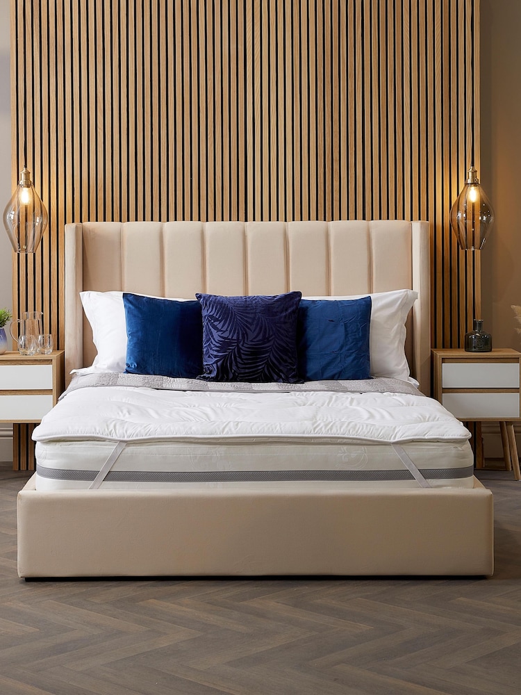 Snuggledown White Luxurious Hotel Temp Control Mattress Topper - Image 1 of 5
