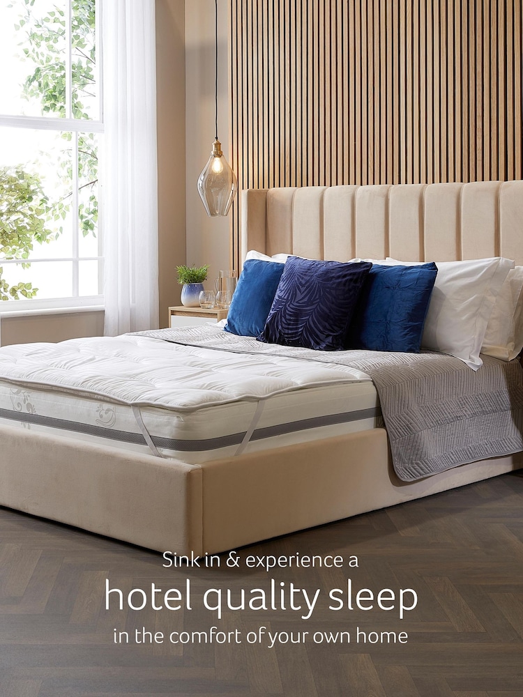 Snuggledown White Luxurious Hotel Temp Control Mattress Topper - Image 2 of 5
