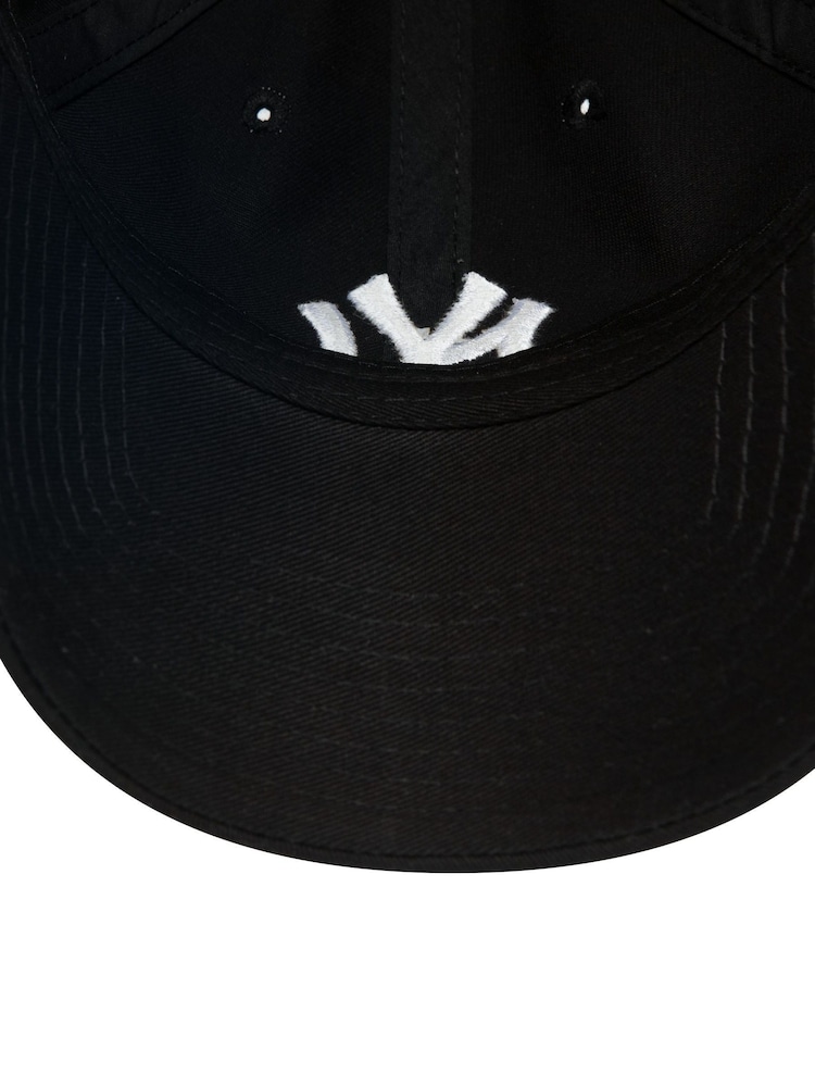 Gorra negra básica de algodón 100% con diseño ajustable de los New York Yankees 9TWENTY de New Era® - Imagen 5 de 5