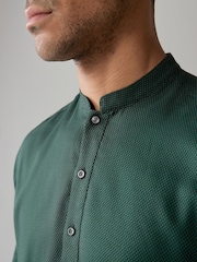 Dark Green Regular Fit Signature Cotton Kurta - Image 4 of 5
